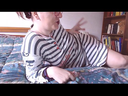❤️ この大きな黒いチンコを口に含む小さな奴隷 ️ ロシアポルノ ❌️❤